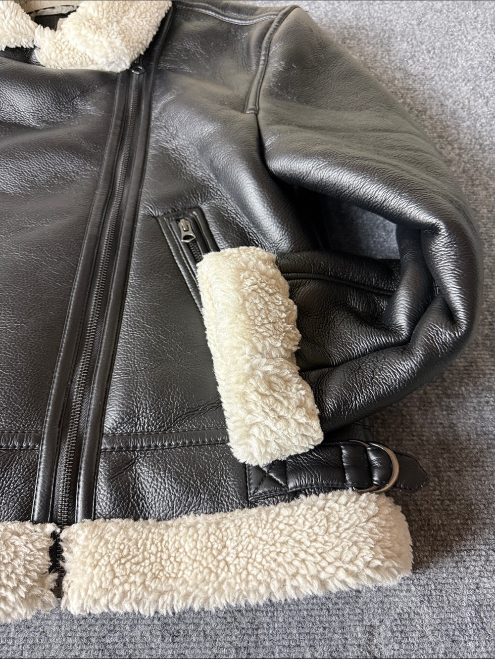 Aeropostale Black Puffer Jacket with Cream Sherpa Trim - Picture 3 of 9
